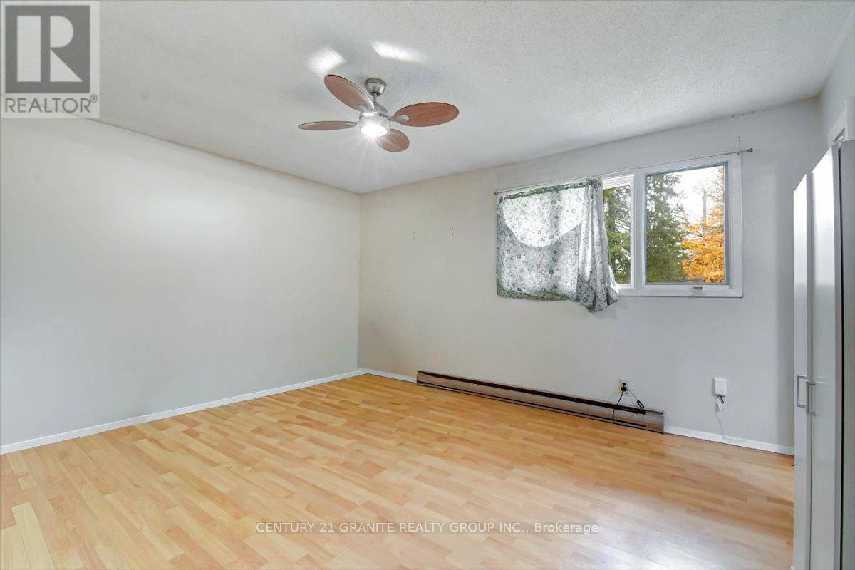4 Maxwell Settlement Road, Bancroft, Ontario  K0L 1C0 - Photo 10 - X12453851