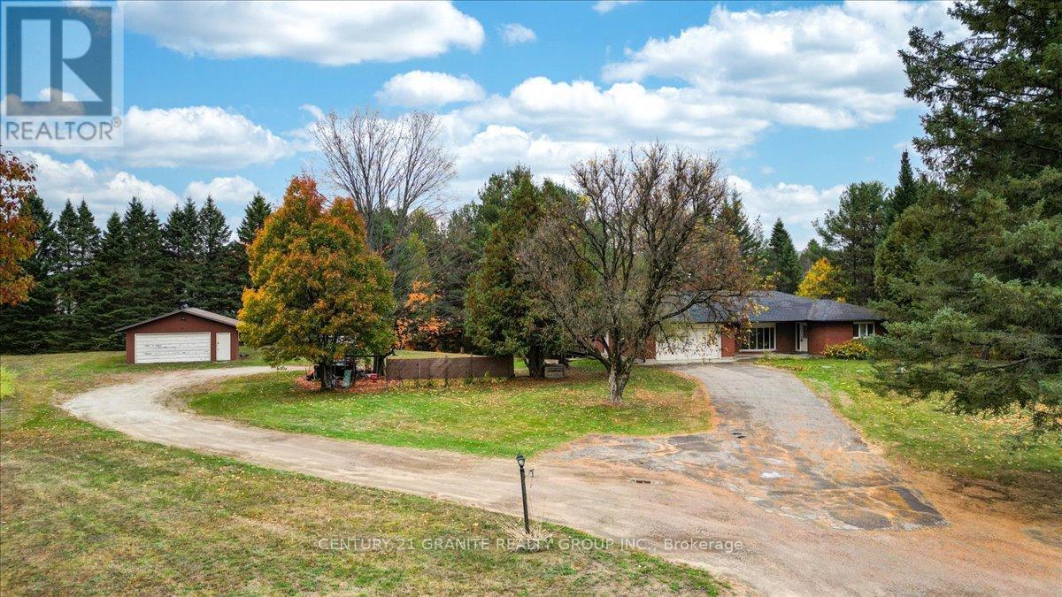 4 Maxwell Settlement Road, Bancroft, Ontario  K0L 1C0 - Photo 30 - X12453851