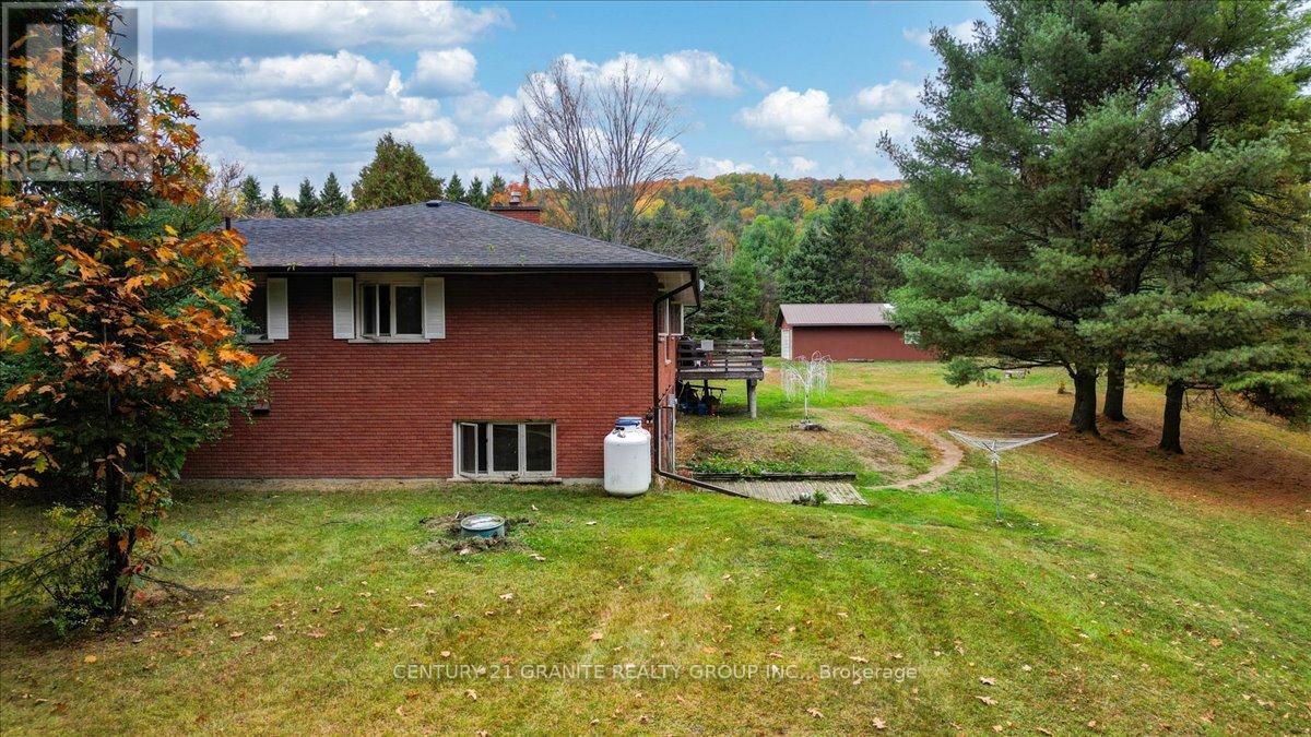 4 Maxwell Settlement Road, Bancroft, Ontario  K0L 1C0 - Photo 33 - X12453851
