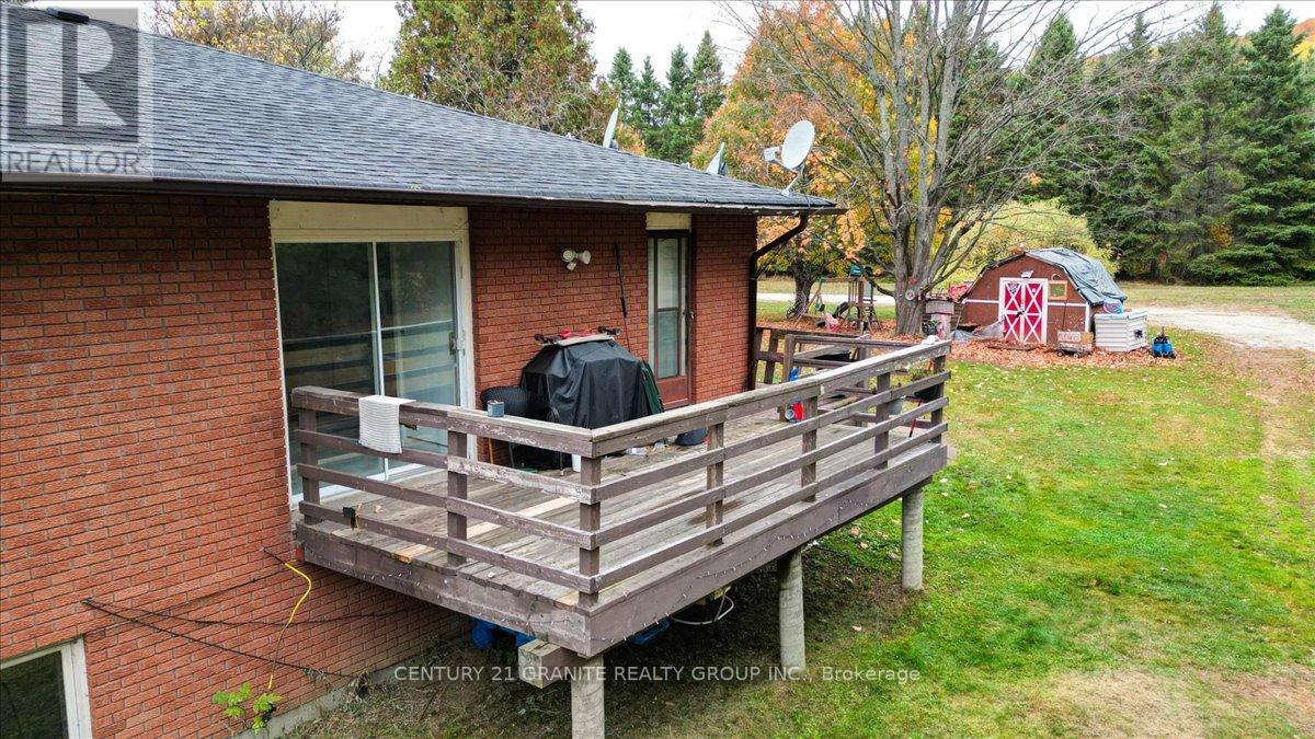 4 Maxwell Settlement Road, Bancroft, Ontario  K0L 1C0 - Photo 35 - X12453851