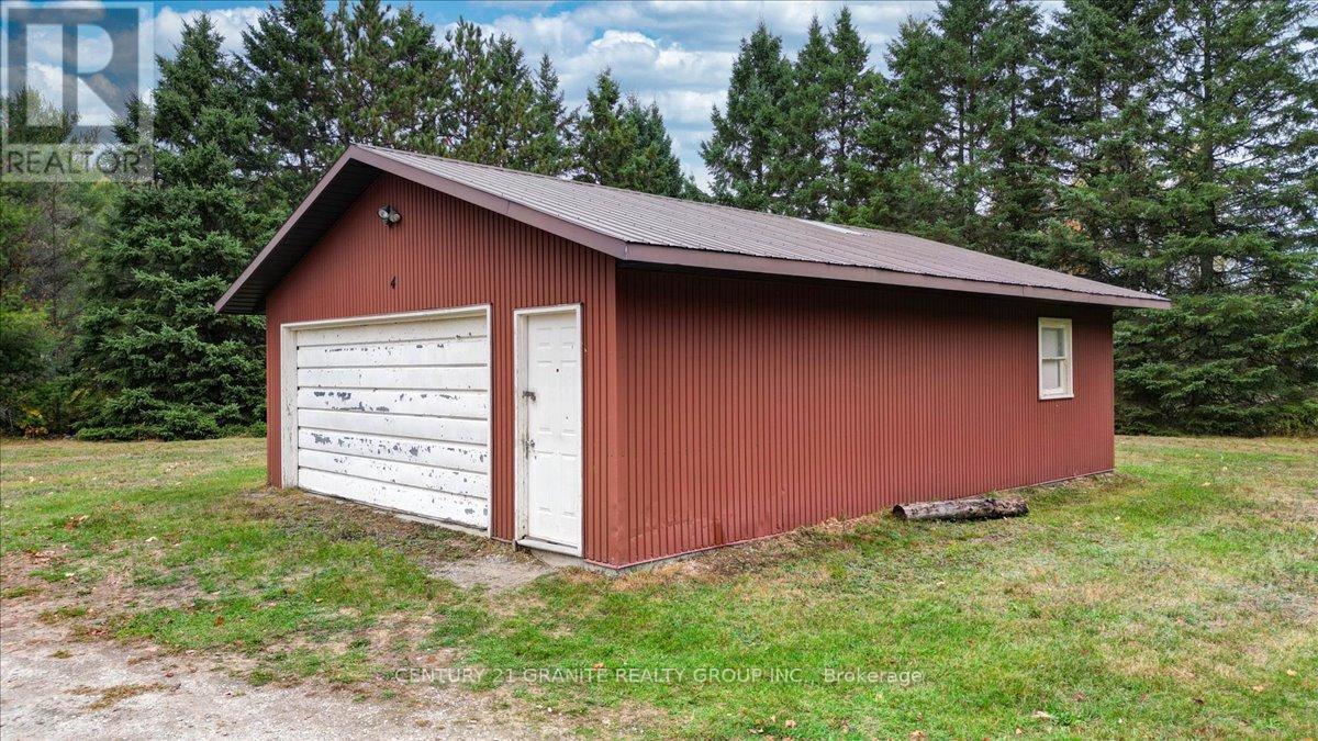 4 Maxwell Settlement Road, Bancroft, Ontario  K0L 1C0 - Photo 40 - X12453851