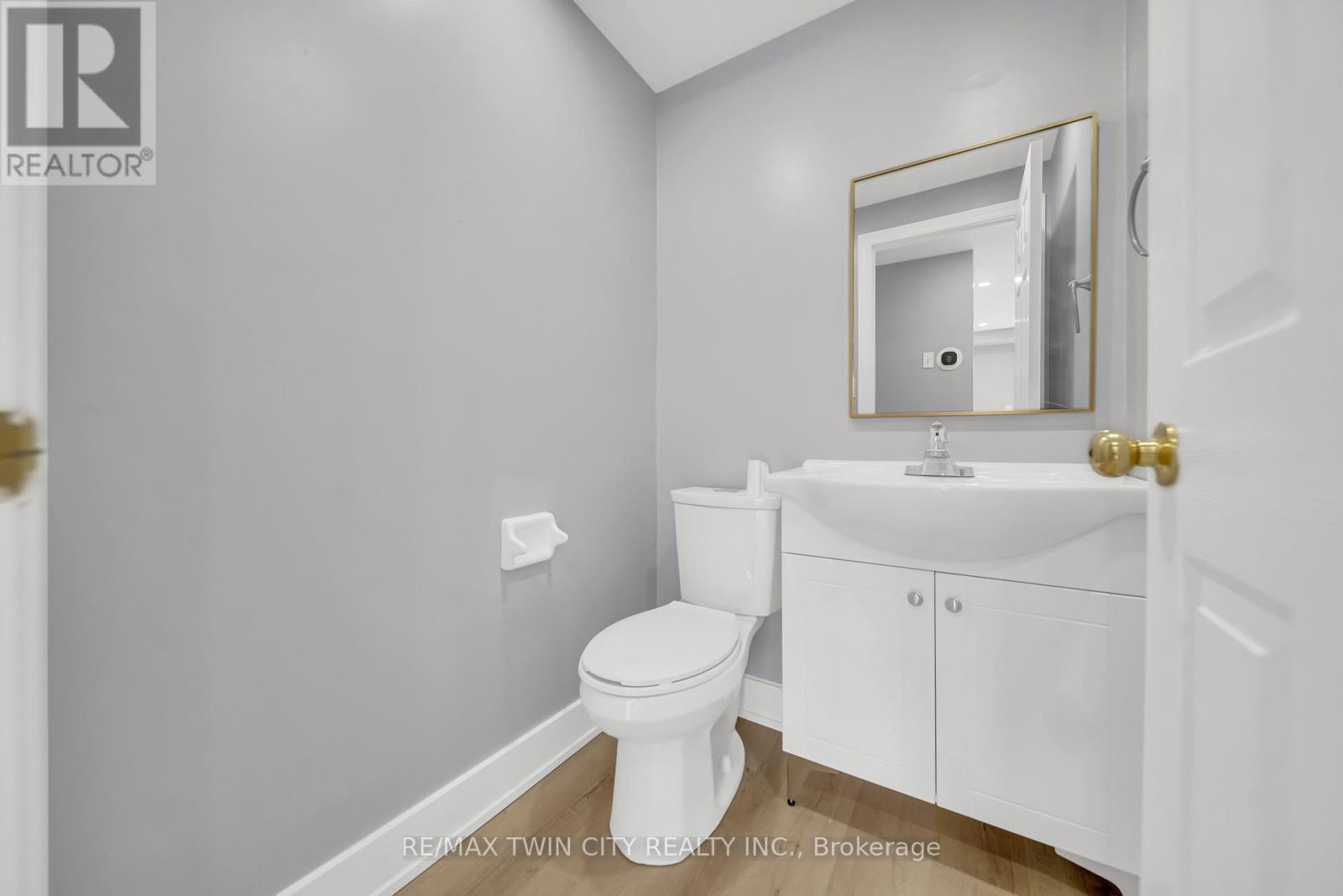 698 Activa Avenue, Kitchener, Ontario  N2E 4E1 - Photo 10 - X12453666