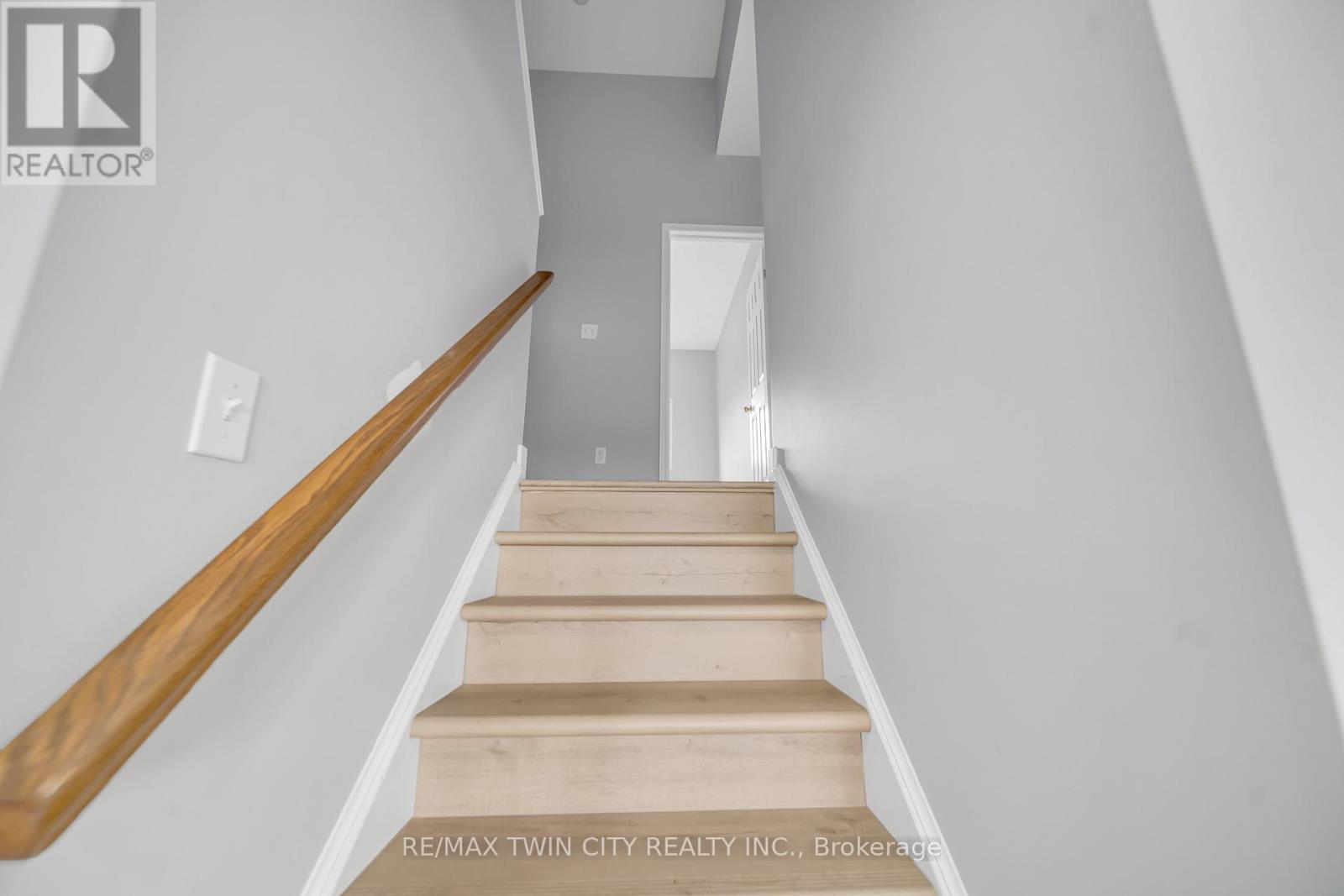 698 Activa Avenue, Kitchener, Ontario  N2E 4E1 - Photo 21 - X12453666