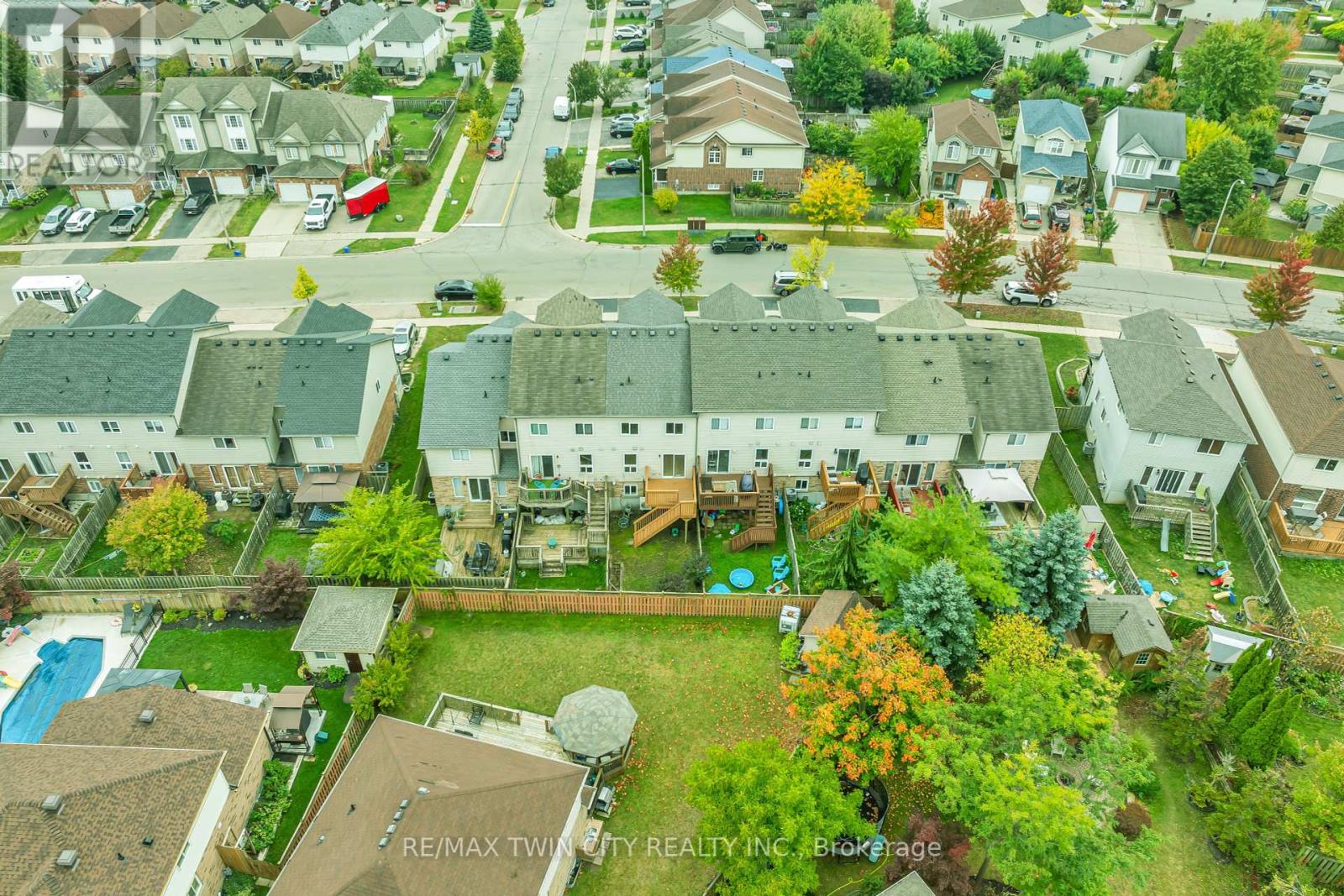 698 Activa Avenue, Kitchener, Ontario  N2E 4E1 - Photo 28 - X12453666