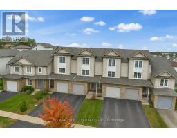 698 ACTIVA AVENUE, Kitchener, Ontario
