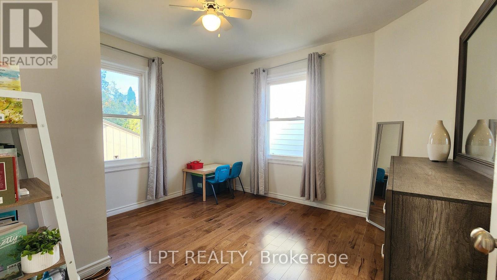 772 Duffus Street, Peterborough, Ontario  K9J 4K4 - Photo 10 - X12453738