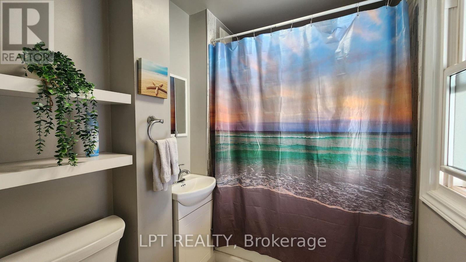 772 Duffus Street, Peterborough, Ontario  K9J 4K4 - Photo 11 - X12453738