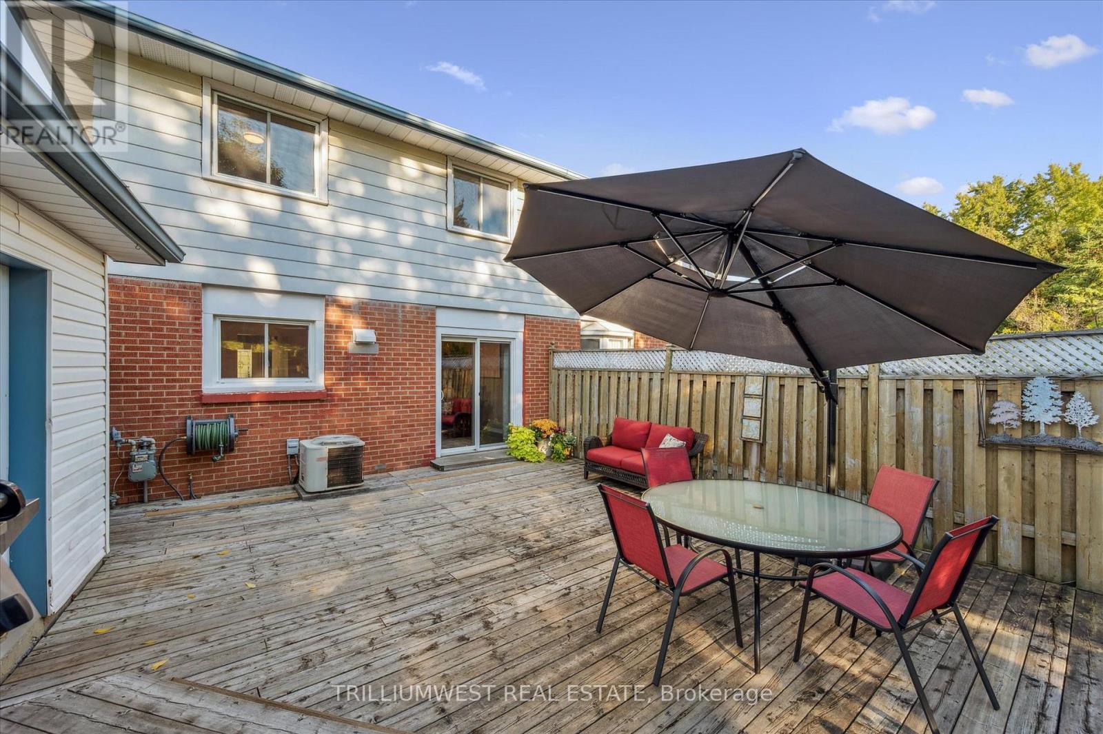 98 Shadeland Crescent, Kitchener, Ontario  N2M 2H9 - Photo 30 - X12453743