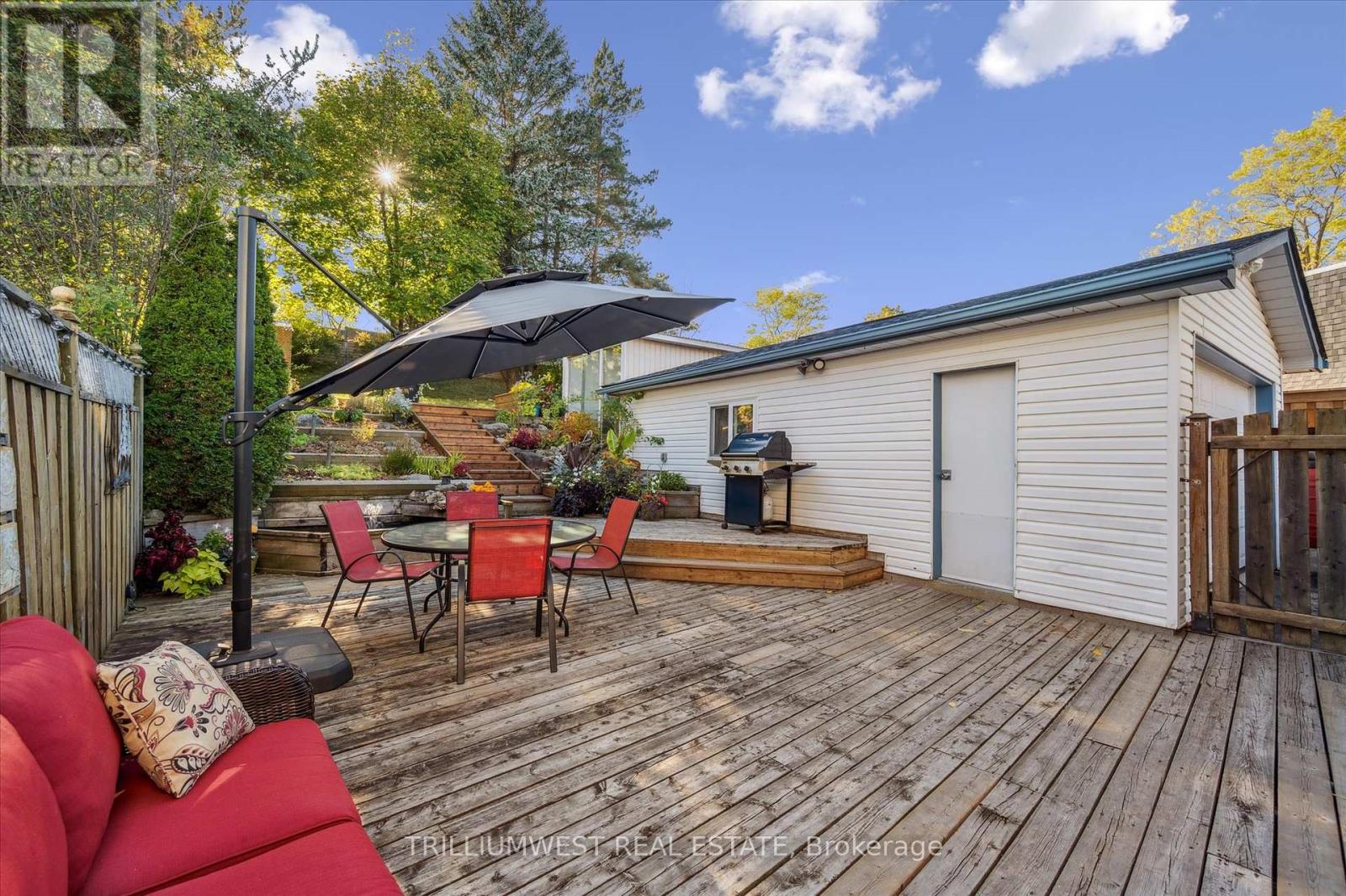 98 Shadeland Crescent, Kitchener, Ontario  N2M 2H9 - Photo 31 - X12453743