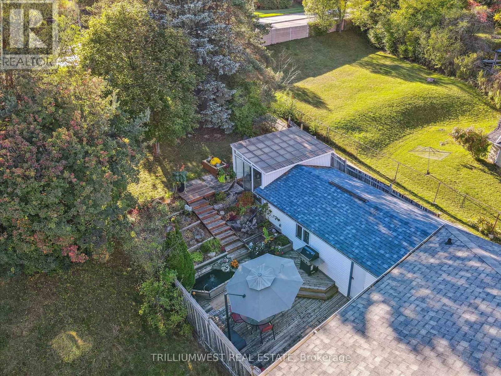 98 Shadeland Crescent, Kitchener, Ontario  N2M 2H9 - Photo 42 - X12453743