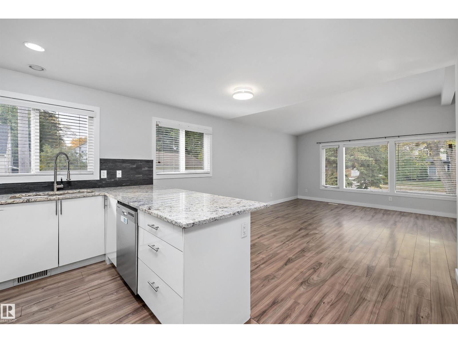 10409 148 St Nw, Edmonton, Alberta  T5N 3G7 - Photo 15 - E4461435