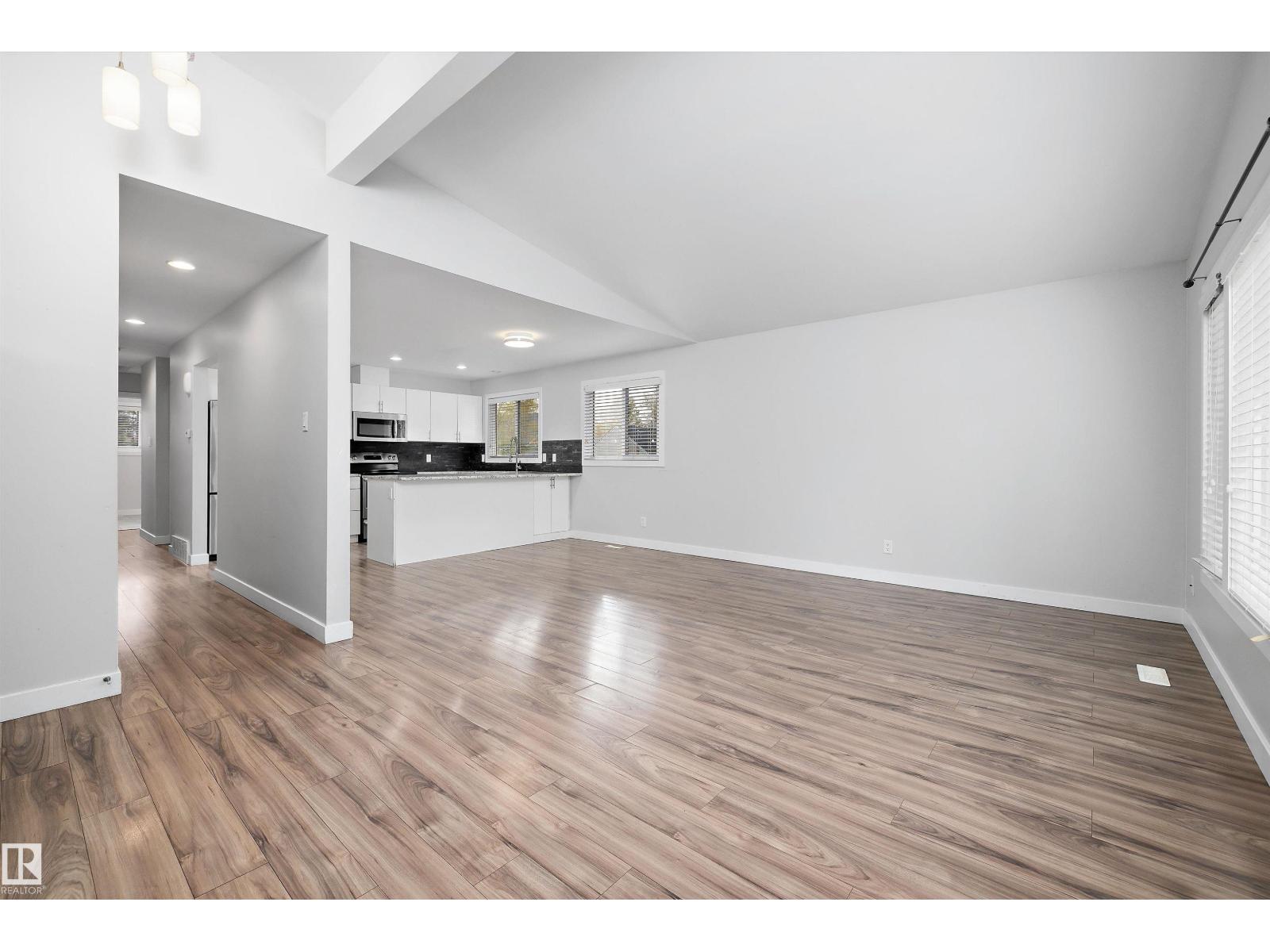10409 148 St Nw, Edmonton, Alberta  T5N 3G7 - Photo 8 - E4461435