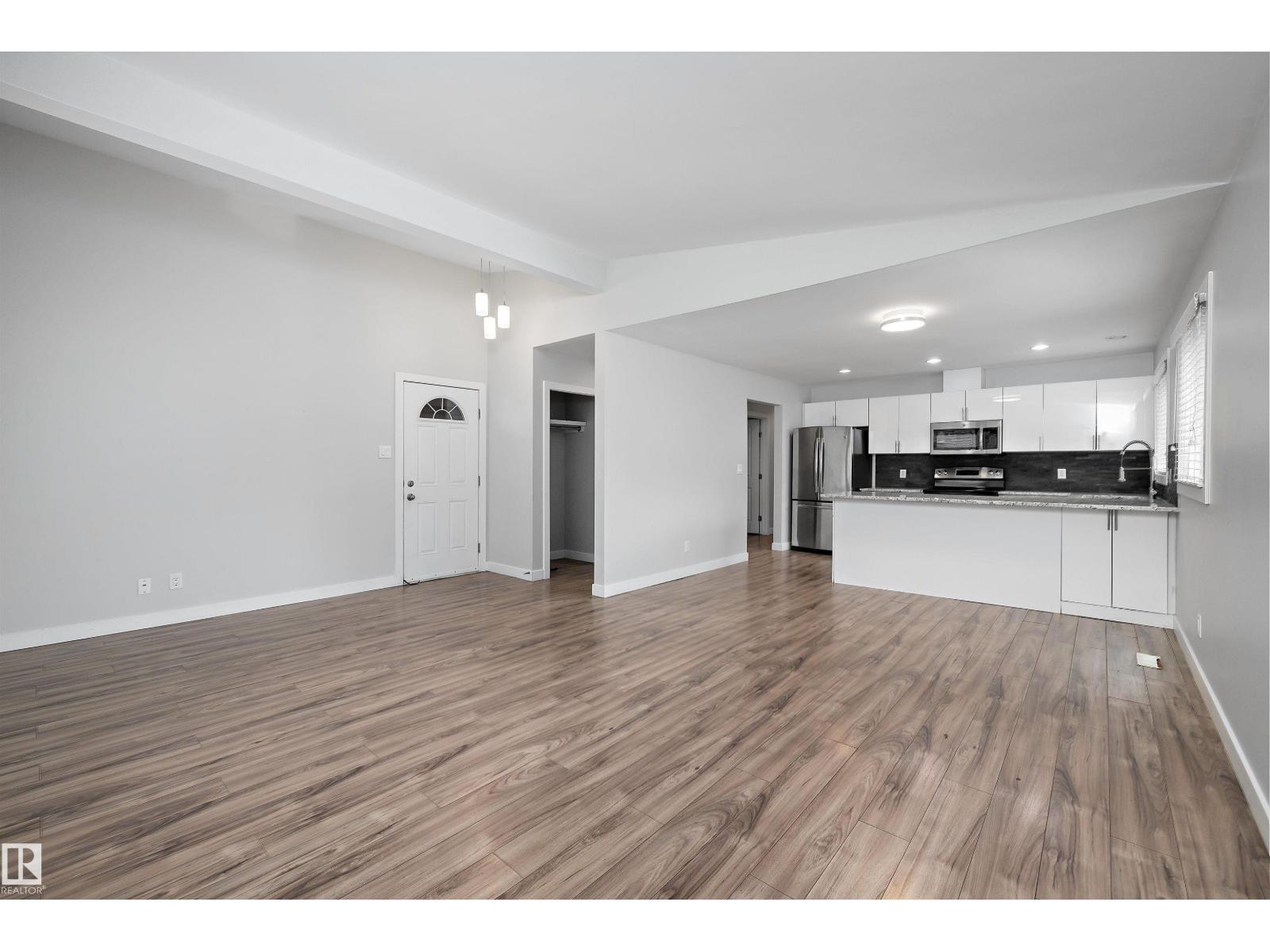 10409 148 St Nw, Edmonton, Alberta  T5N 3G7 - Photo 9 - E4461435