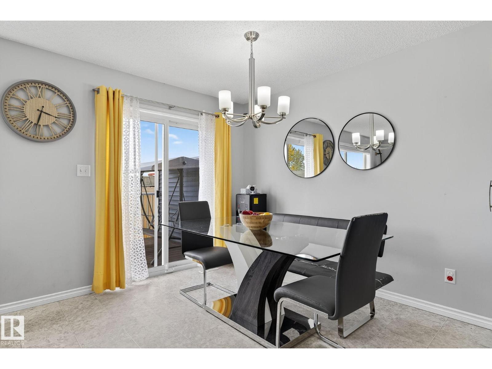 527 Ebbers Wy Nw, Edmonton, Alberta  T5Y 3T8 - Photo 3 - E4461437