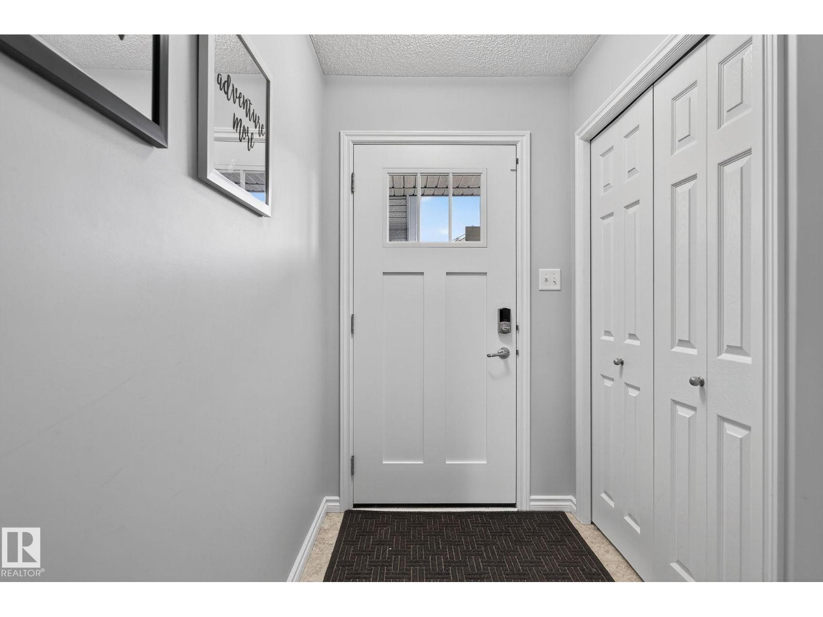 527 Ebbers Wy Nw, Edmonton, Alberta  T5Y 3T8 - Photo 5 - E4461437