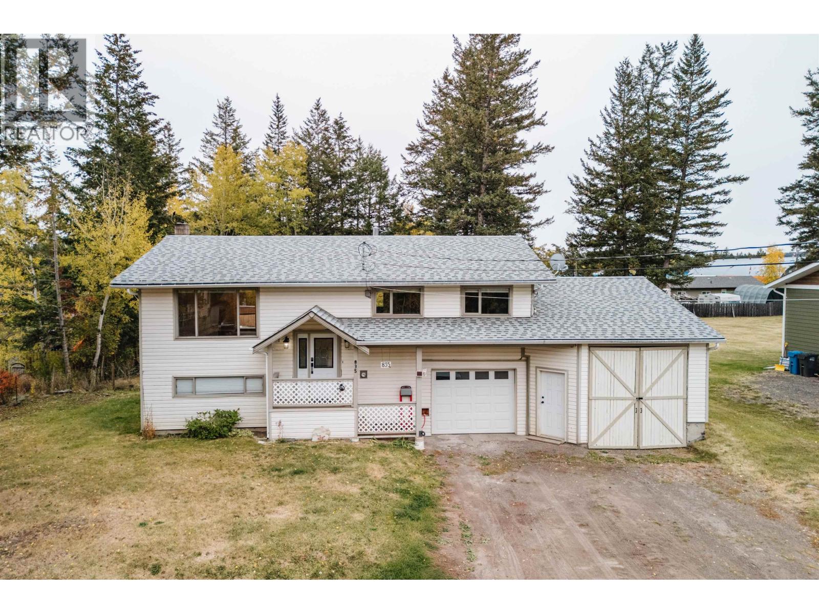 835 SPRUCE AVENUE, 100 Mile House, British Columbia