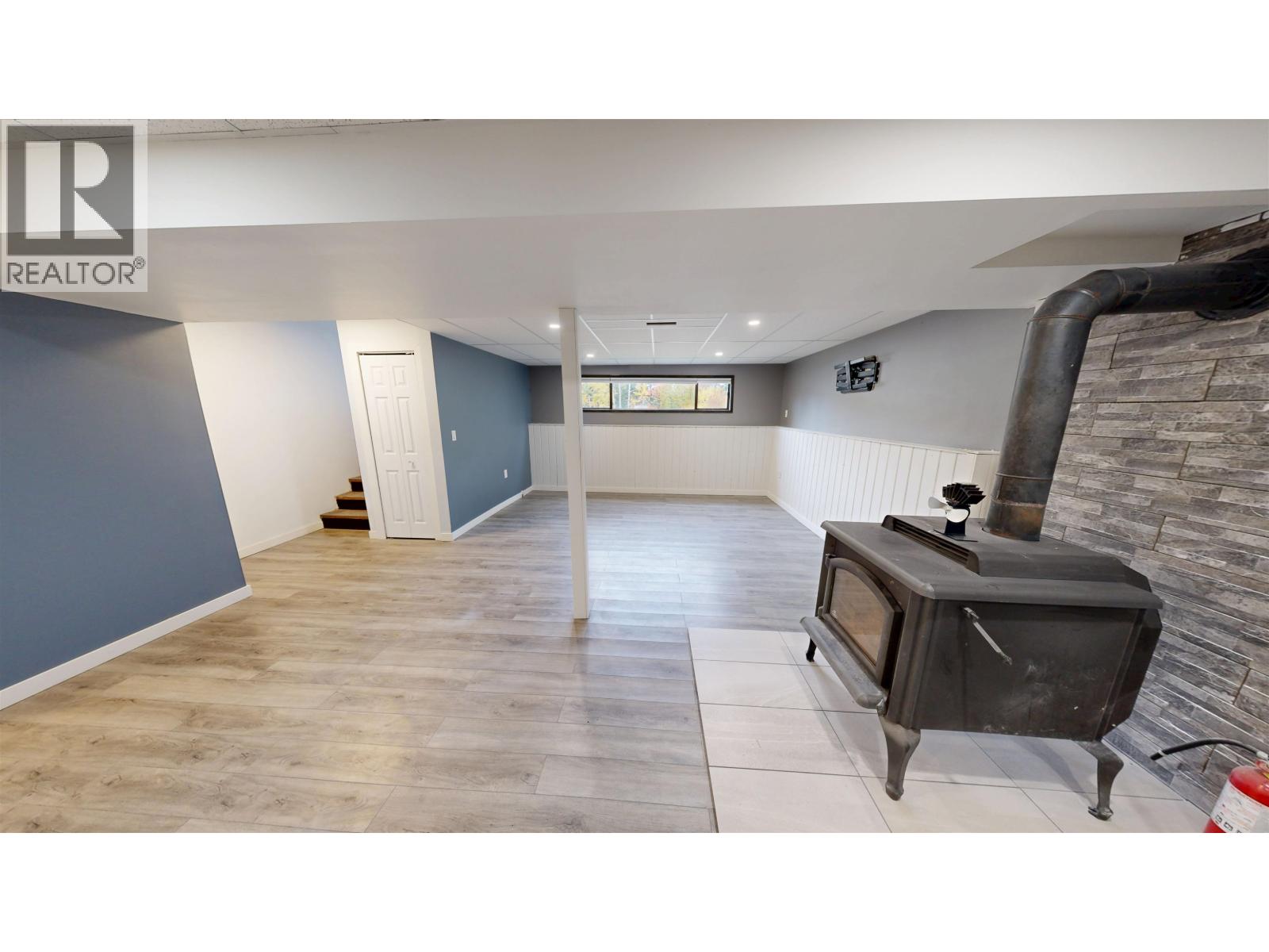 835 Spruce Avenue, 100 Mile House, British Columbia  V0K 2E0 - Photo 20 - R3057048