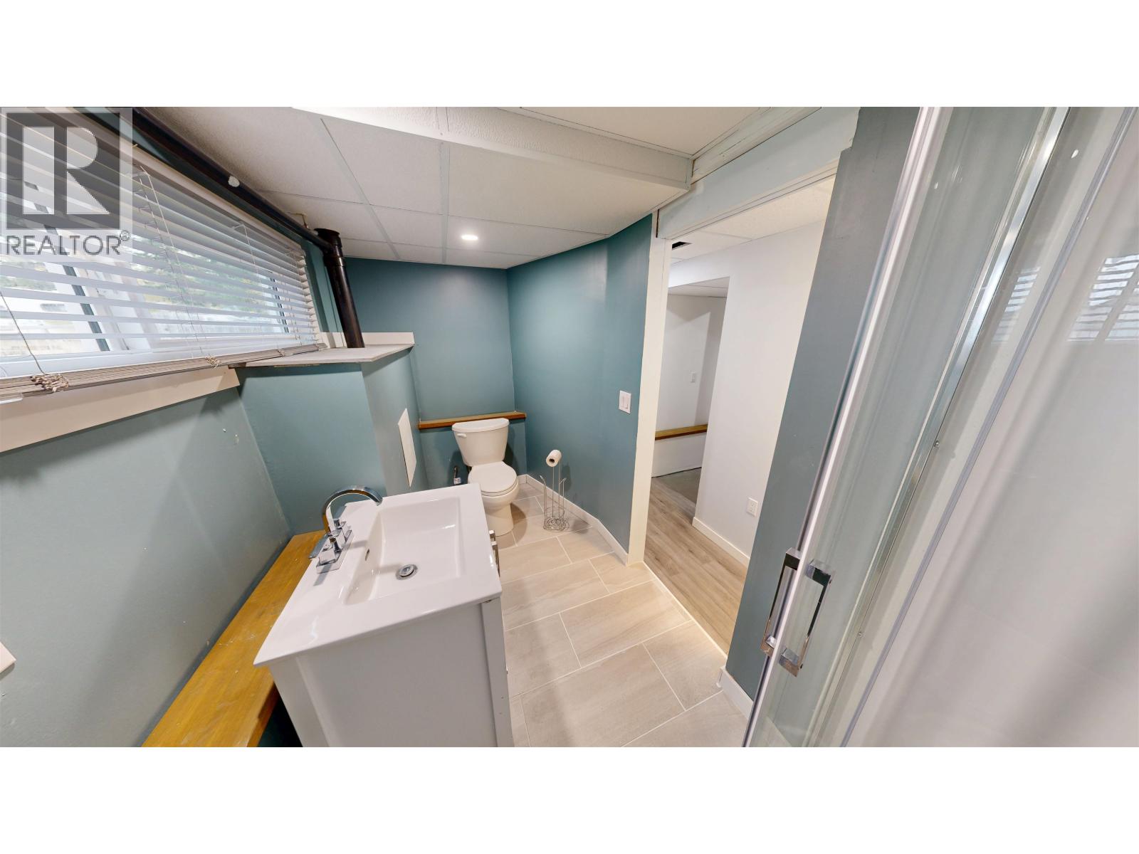 835 Spruce Avenue, 100 Mile House, British Columbia  V0K 2E0 - Photo 22 - R3057048