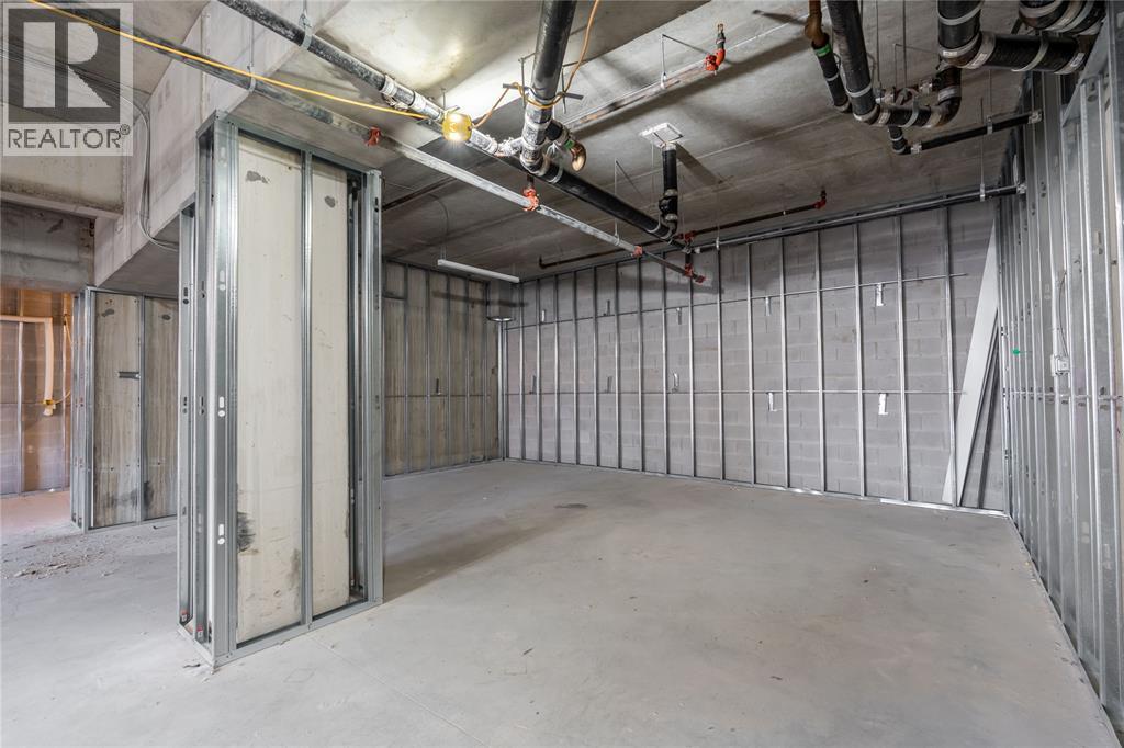 275 Front Street North Unit# Main Floor, Sarnia, Ontario  N7T 5S6 - Photo 9 - 25025756