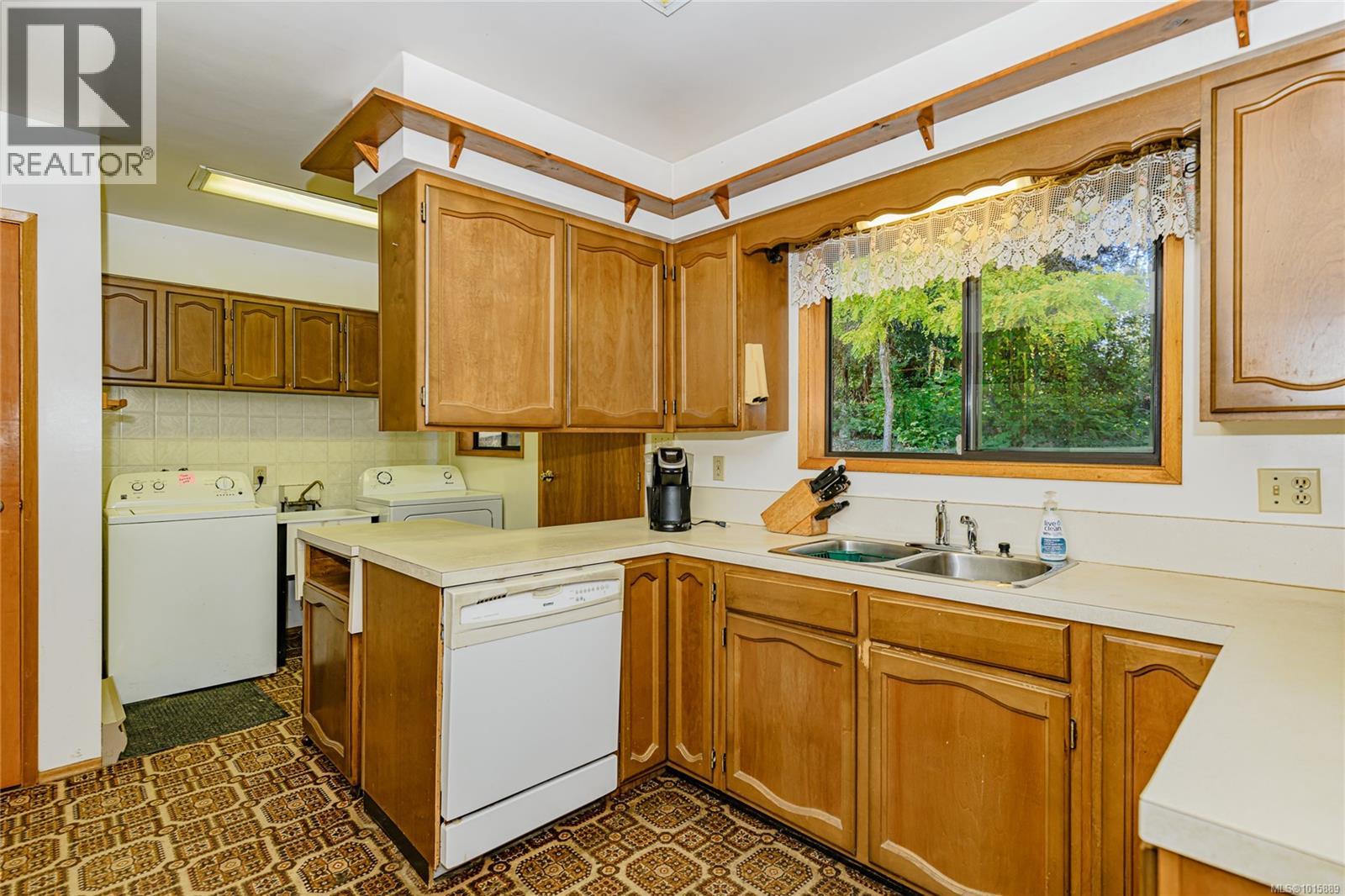 210 Kings Lane, Salt Spring, British Columbia  V8K 2P7 - Photo 10 - 1015889