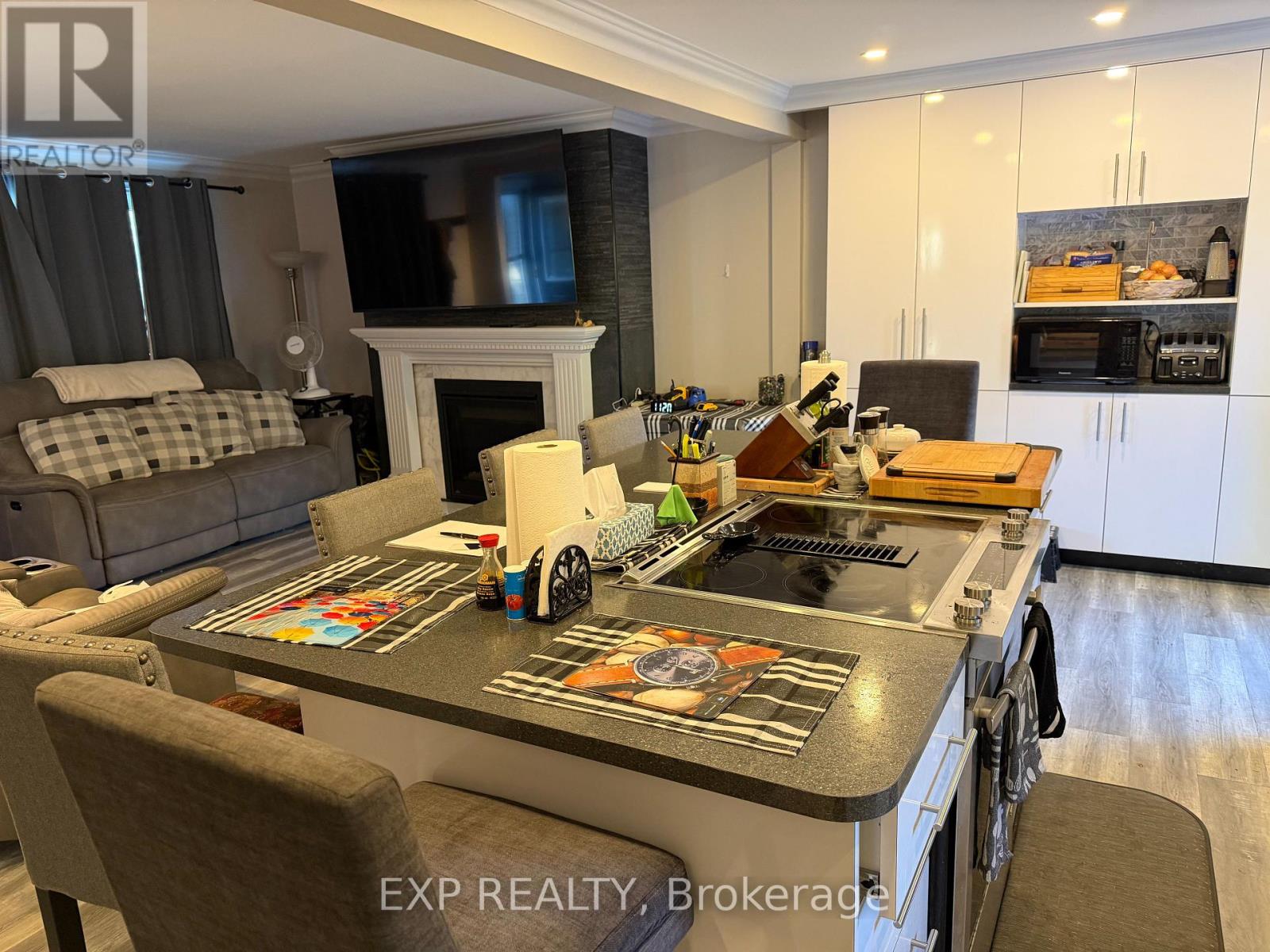 1914 Liverpool Road, Pickering, Ontario  L1V 1W5 - Photo 6 - E12451810