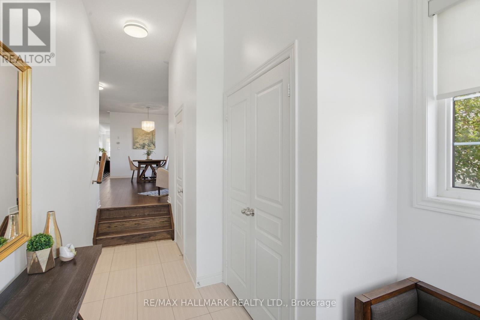 93 Port Arthur Crescent, Richmond Hill, Ontario  L4E 0Z9 - Photo 8 - N12453381