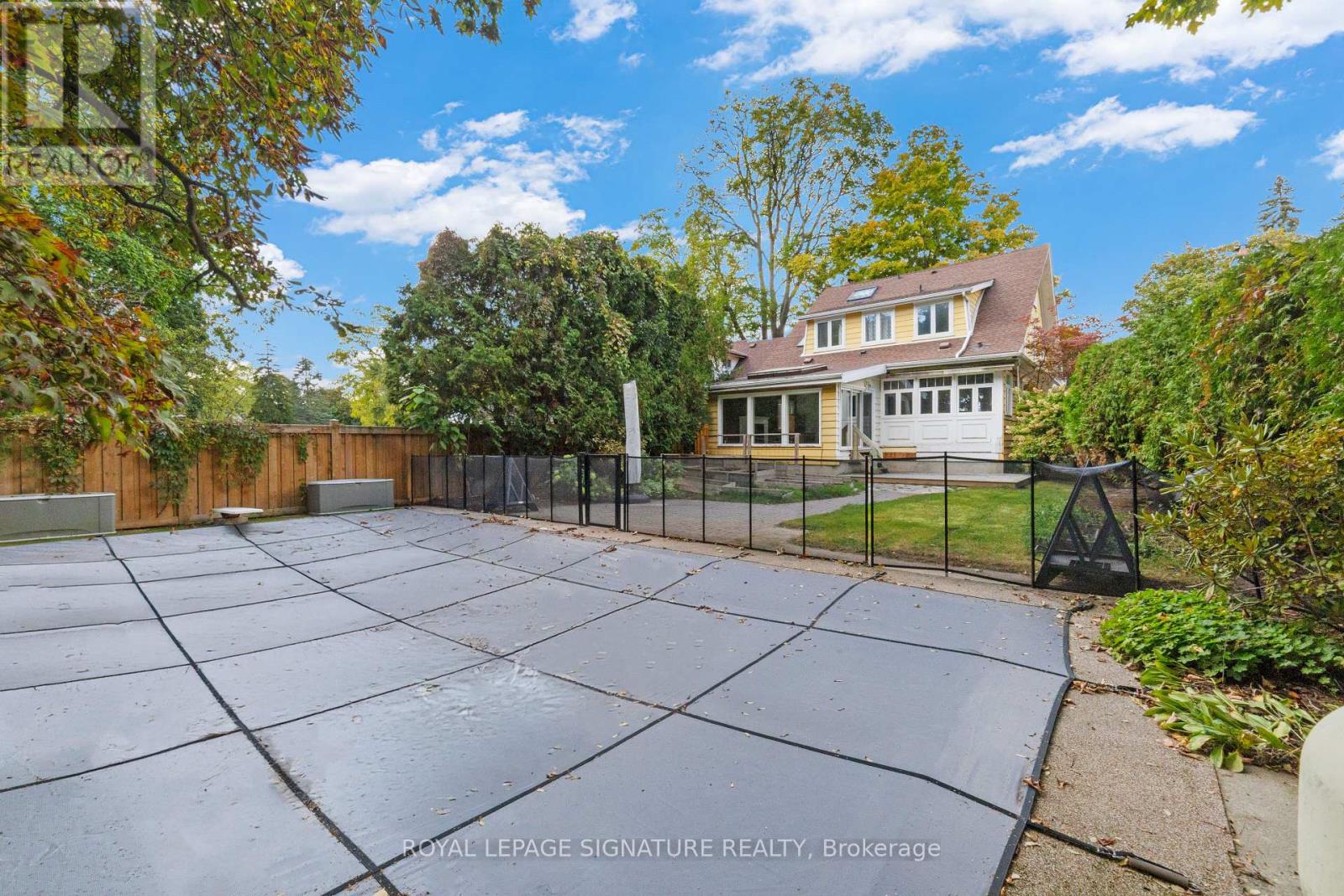 324 Spruce Street, Oakville, Ontario  L6J 2H1 - Photo 12 - W12450271