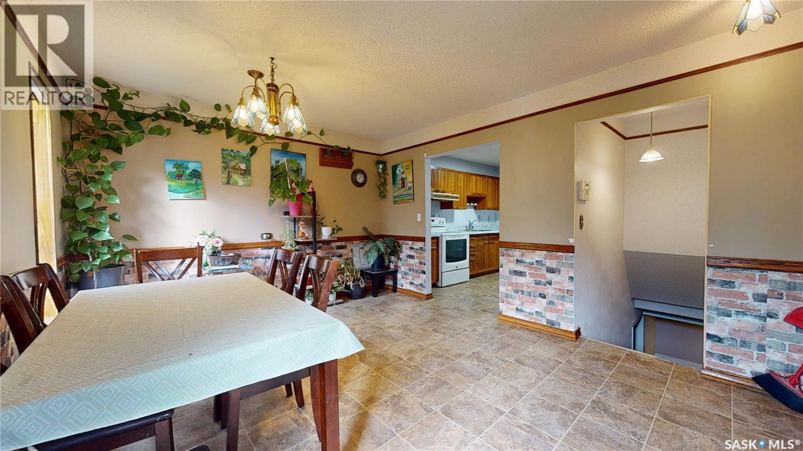 43 Hawthorne Crescent, Regina, Saskatchewan  S4S 4Y1 - Photo 18 - SK020251