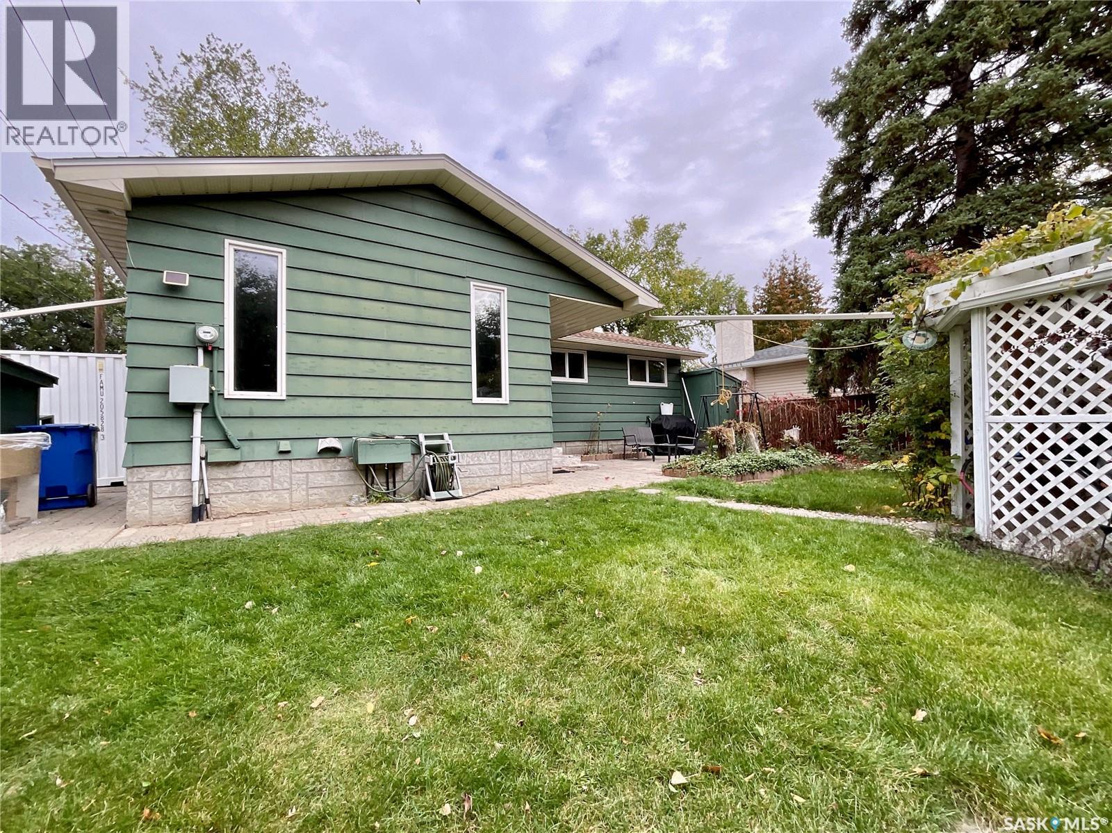 43 Hawthorne Crescent, Regina, Saskatchewan  S4S 4Y1 - Photo 44 - SK020251