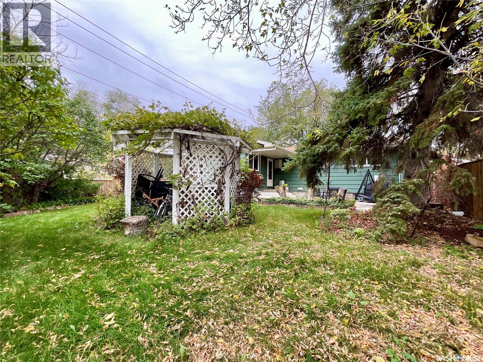 43 Hawthorne Crescent, Regina, Saskatchewan  S4S 4Y1 - Photo 49 - SK020251