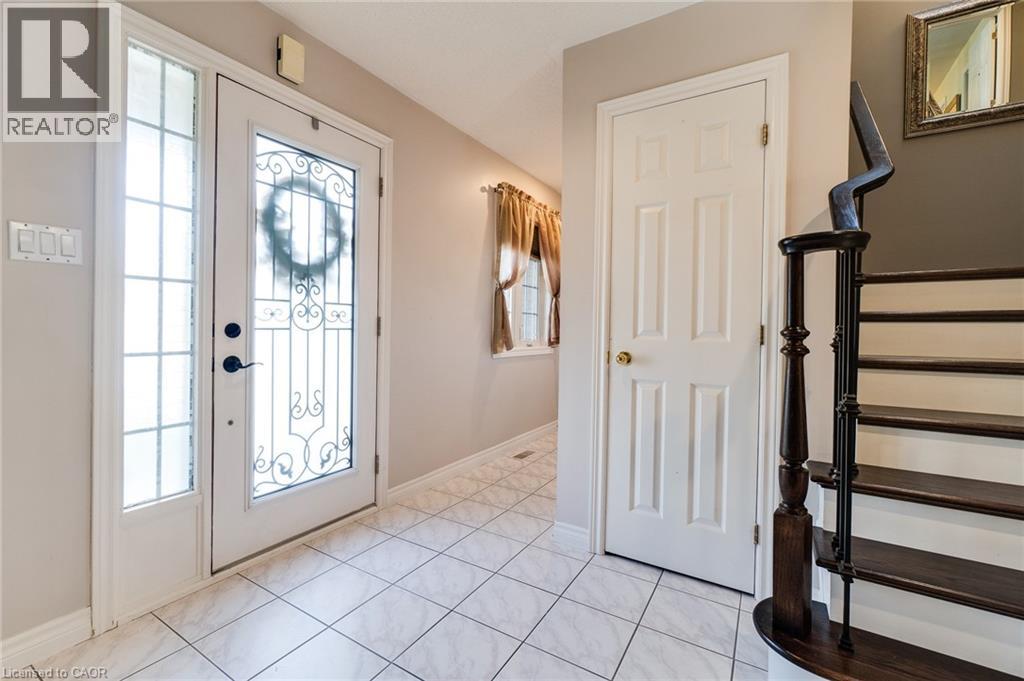 88 Republic Avenue, Hamilton, Ontario  L9B 2G7 - Photo 16 - 40777856