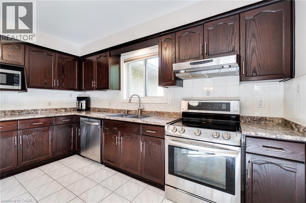88 Republic Avenue, Hamilton, Ontario  L9B 2G7 - Photo 36 - 40777856