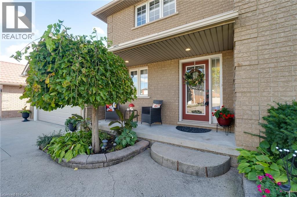 88 Republic Avenue, Hamilton, Ontario  L9B 2G7 - Photo 9 - 40777856