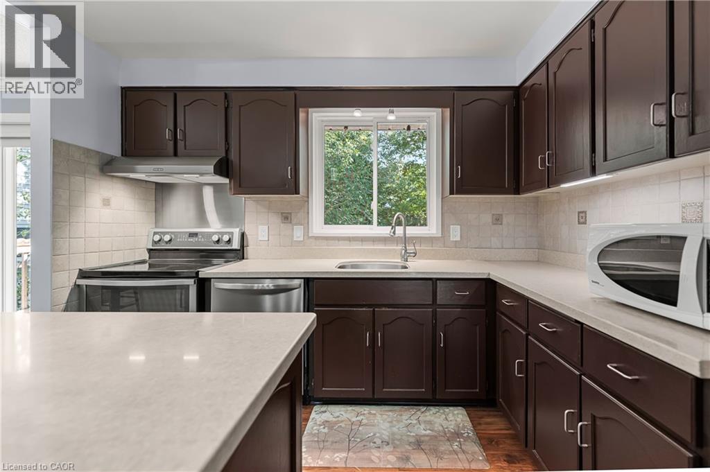 37 Thornhill Drive, Guelph, Ontario  N1H 8B6 - Photo 18 - 40776973