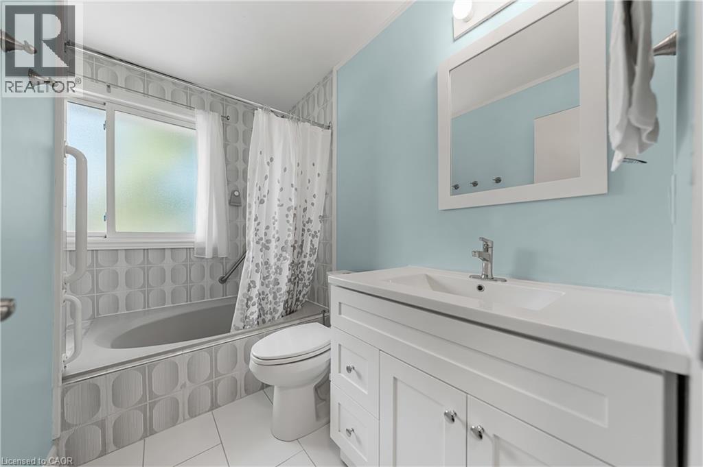 37 Thornhill Drive, Guelph, Ontario  N1H 8B6 - Photo 27 - 40776973