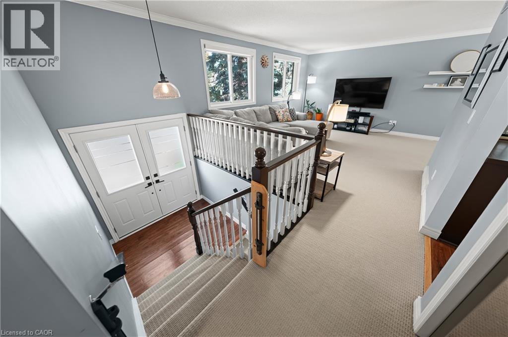 37 Thornhill Drive, Guelph, Ontario  N1H 8B6 - Photo 5 - 40776973