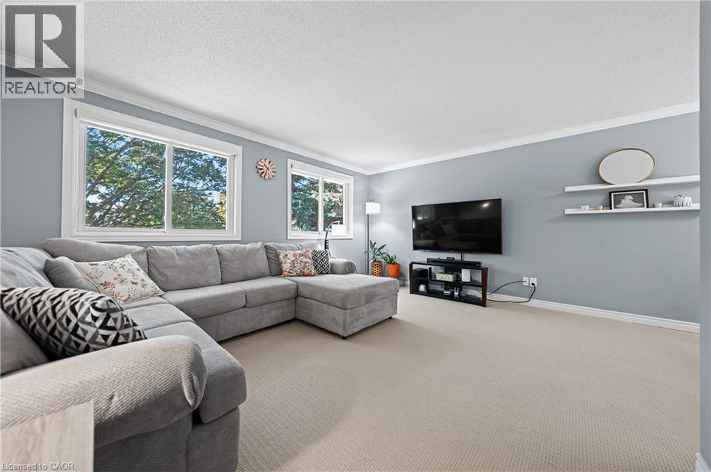 37 Thornhill Drive, Guelph, Ontario  N1H 8B6 - Photo 6 - 40776973