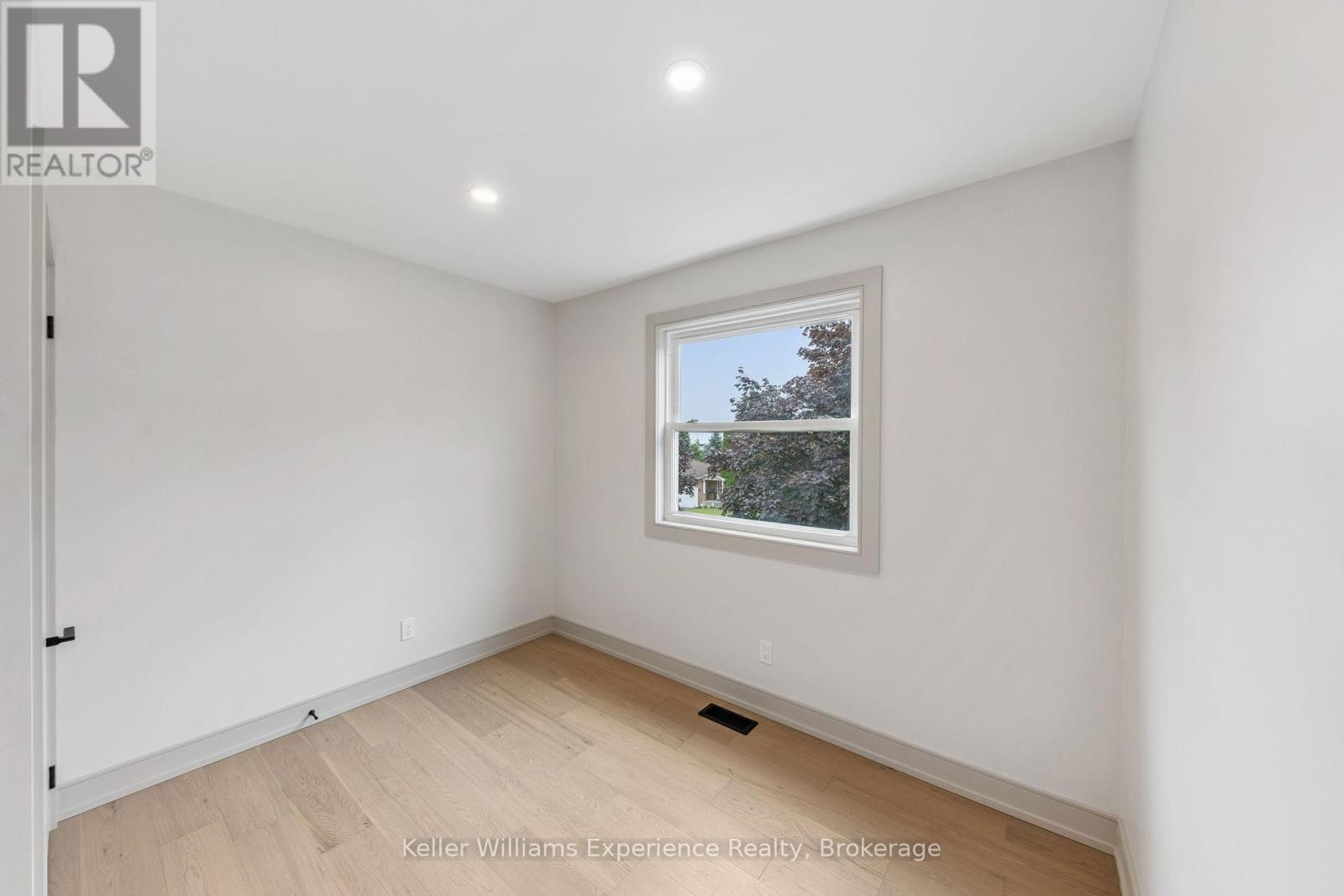 14 Mariposa Drive, Orillia, Ontario  L3V 7G7 - Photo 29 - S12453951