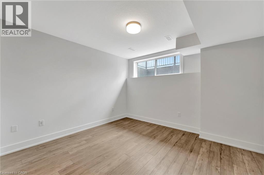 99 Roger Street Unit# 45, Waterloo, Ontario  N2J 0G1 - Photo 33 - 40776019