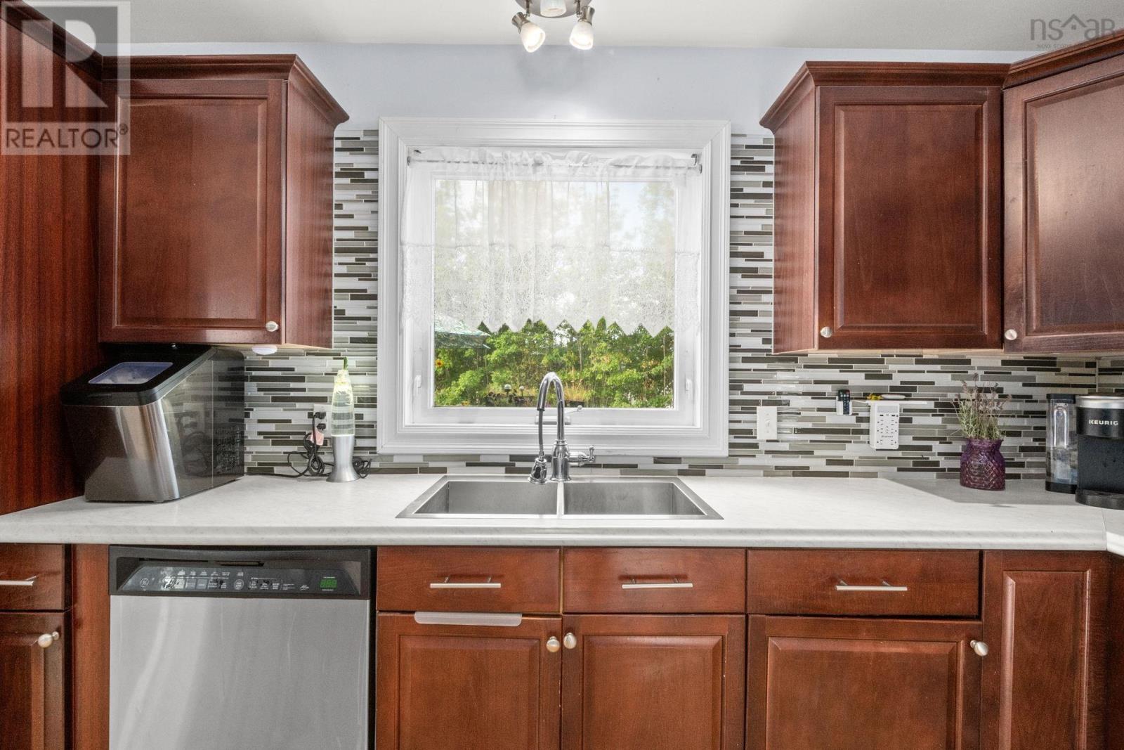 16 Lacy Anne Ave, Enfield, Nova Scotia  B2T 0A4 - Photo 12 - 202521268