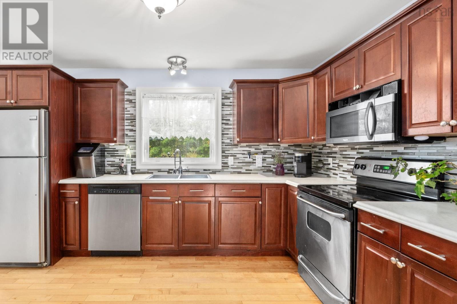 16 Lacy Anne Ave, Enfield, Nova Scotia  B2T 0A4 - Photo 8 - 202521268