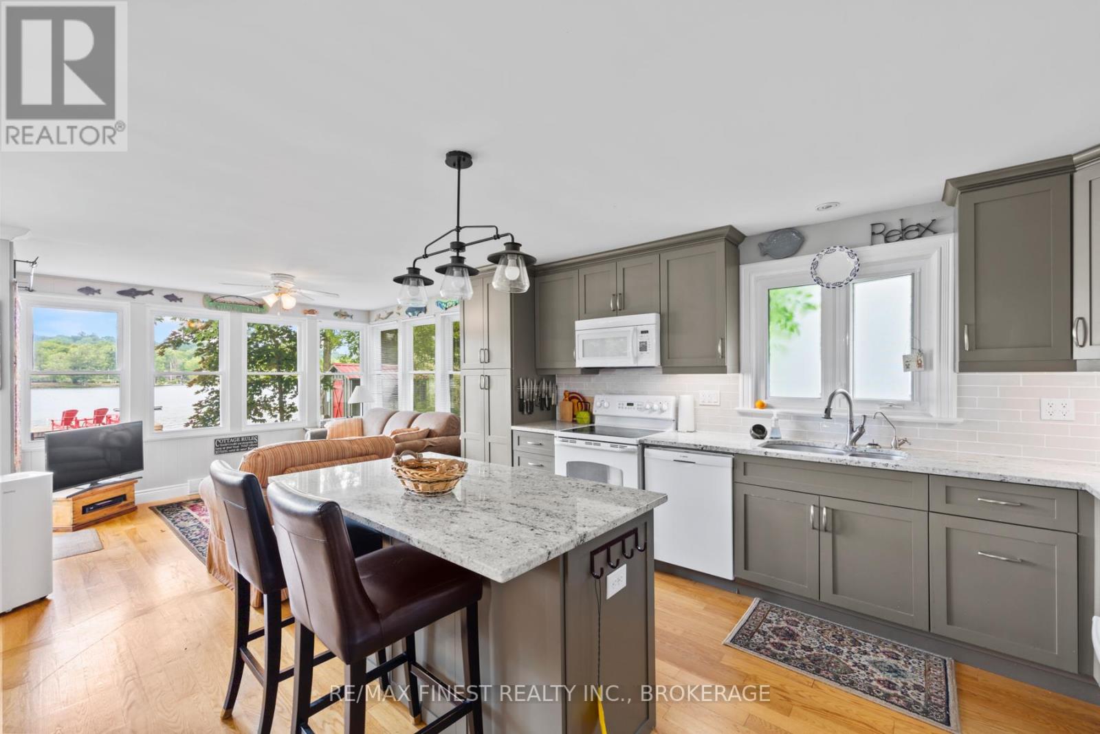 912 Moonlight Lane, Lansdowne Village, Ontario  K0E 1L0 - Photo 17 - X12453953