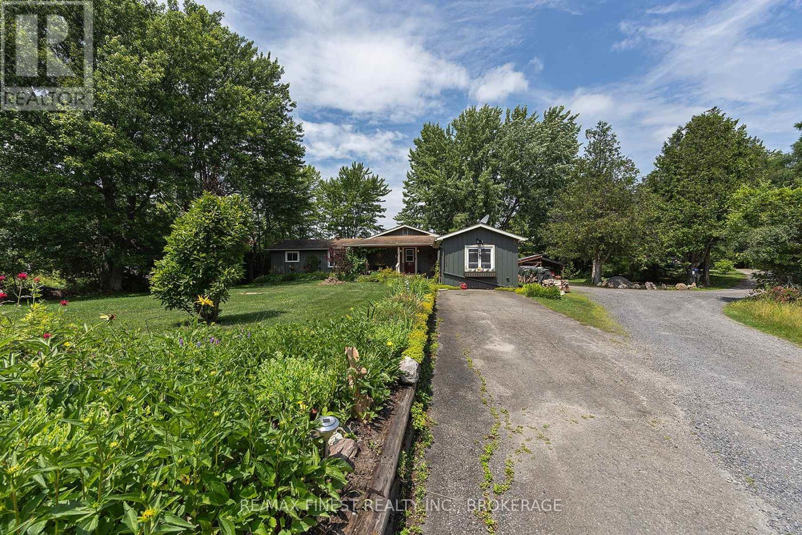 912 Moonlight Lane, Lansdowne Village, Ontario  K0E 1L0 - Photo 29 - X12453953