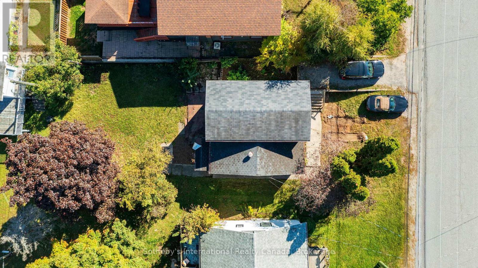 9 Summitt Avenue, Parry Sound, Ontario  P2A 2J4 - Photo 22 - X12453938