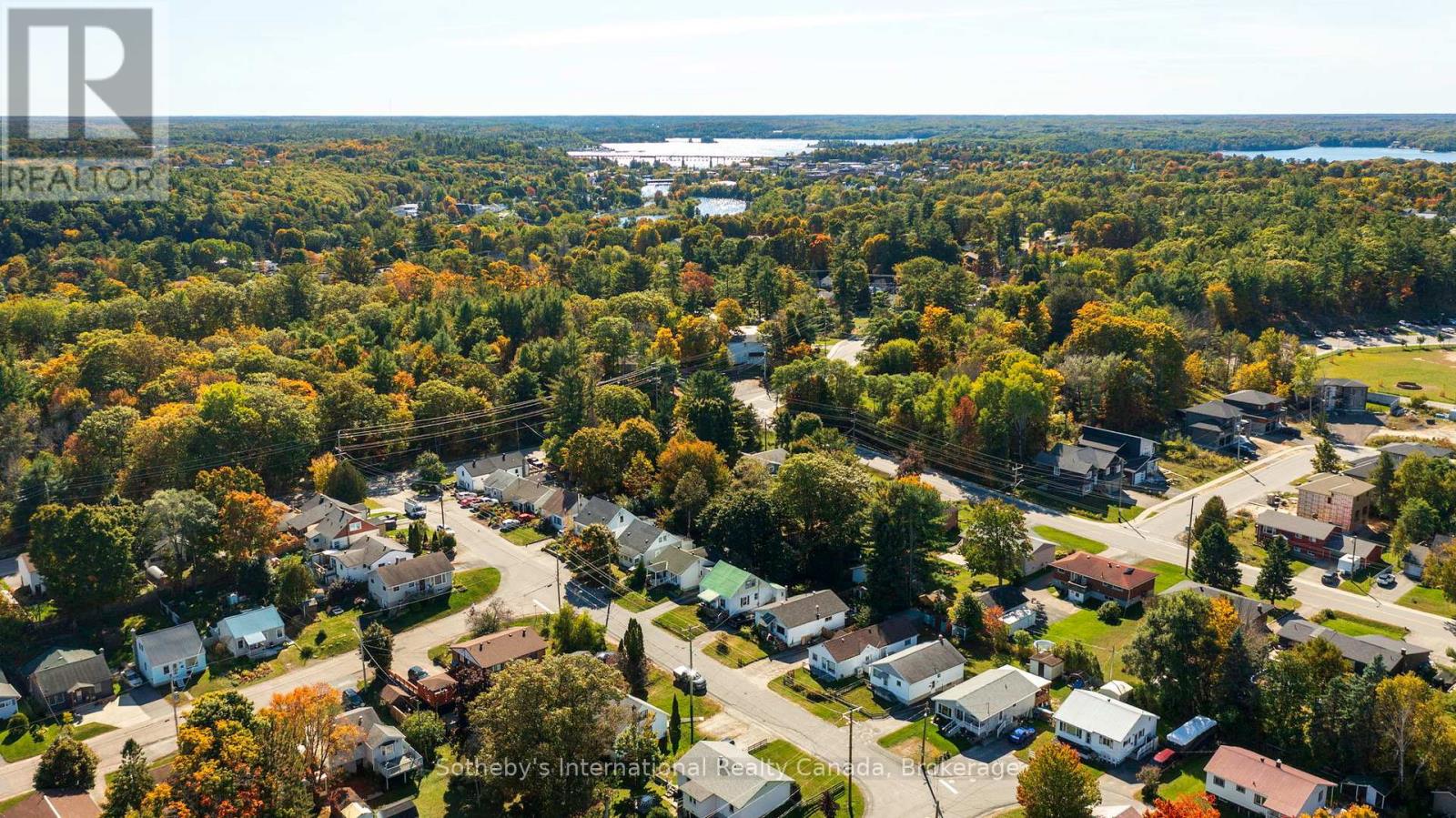 9 Summitt Avenue, Parry Sound, Ontario  P2A 2J4 - Photo 23 - X12453938