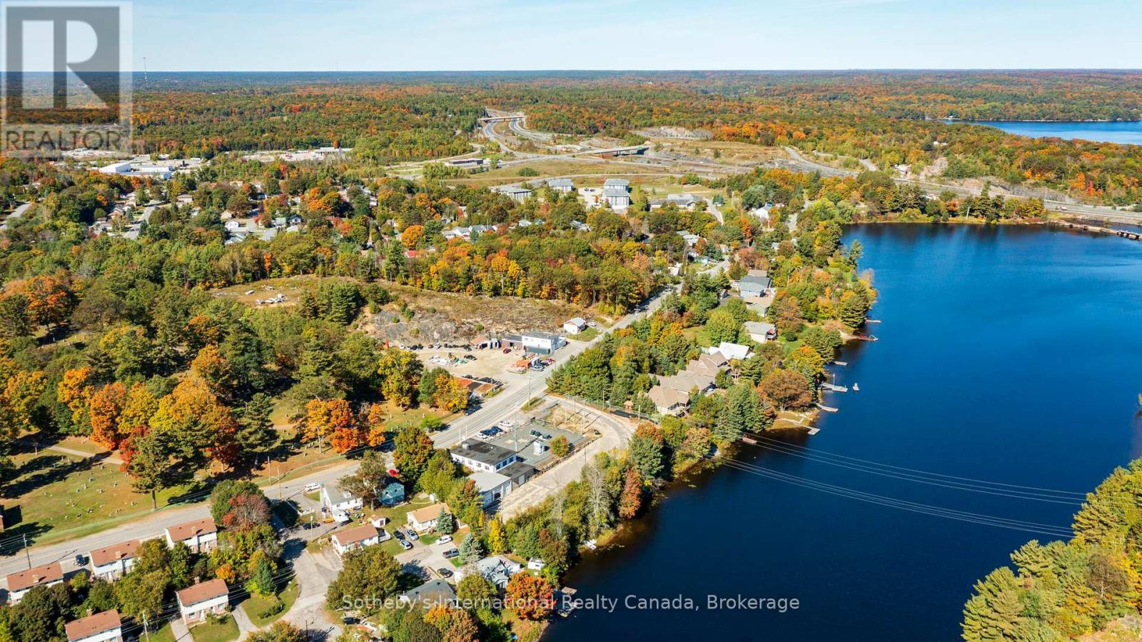 9 Summitt Avenue, Parry Sound, Ontario  P2A 2J4 - Photo 30 - X12453938