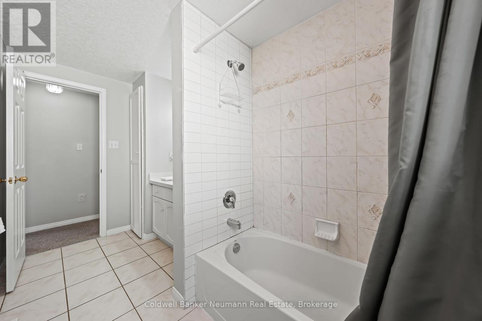 28 Bronwyn Place, Guelph (Willow West/sugarbush/west Acres), Ontario  N1K 1X1 - Photo 17 - X12454002