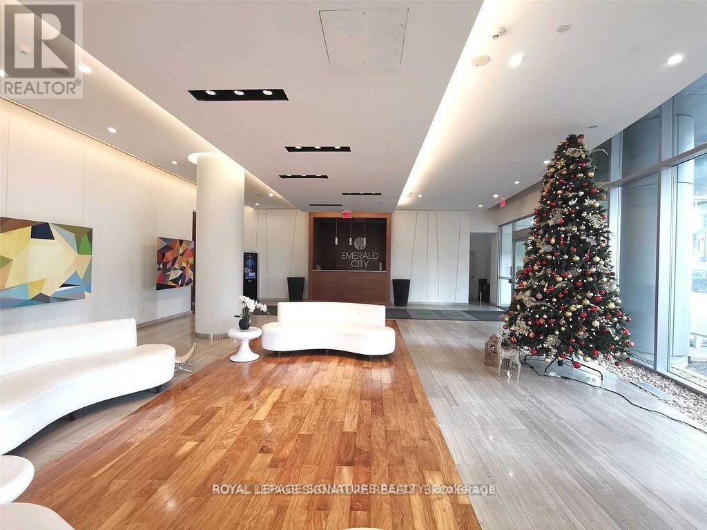 G07 - 70 Forest Manor Road, Toronto, Ontario  M2J 1G2 - Photo 3 - C12453847
