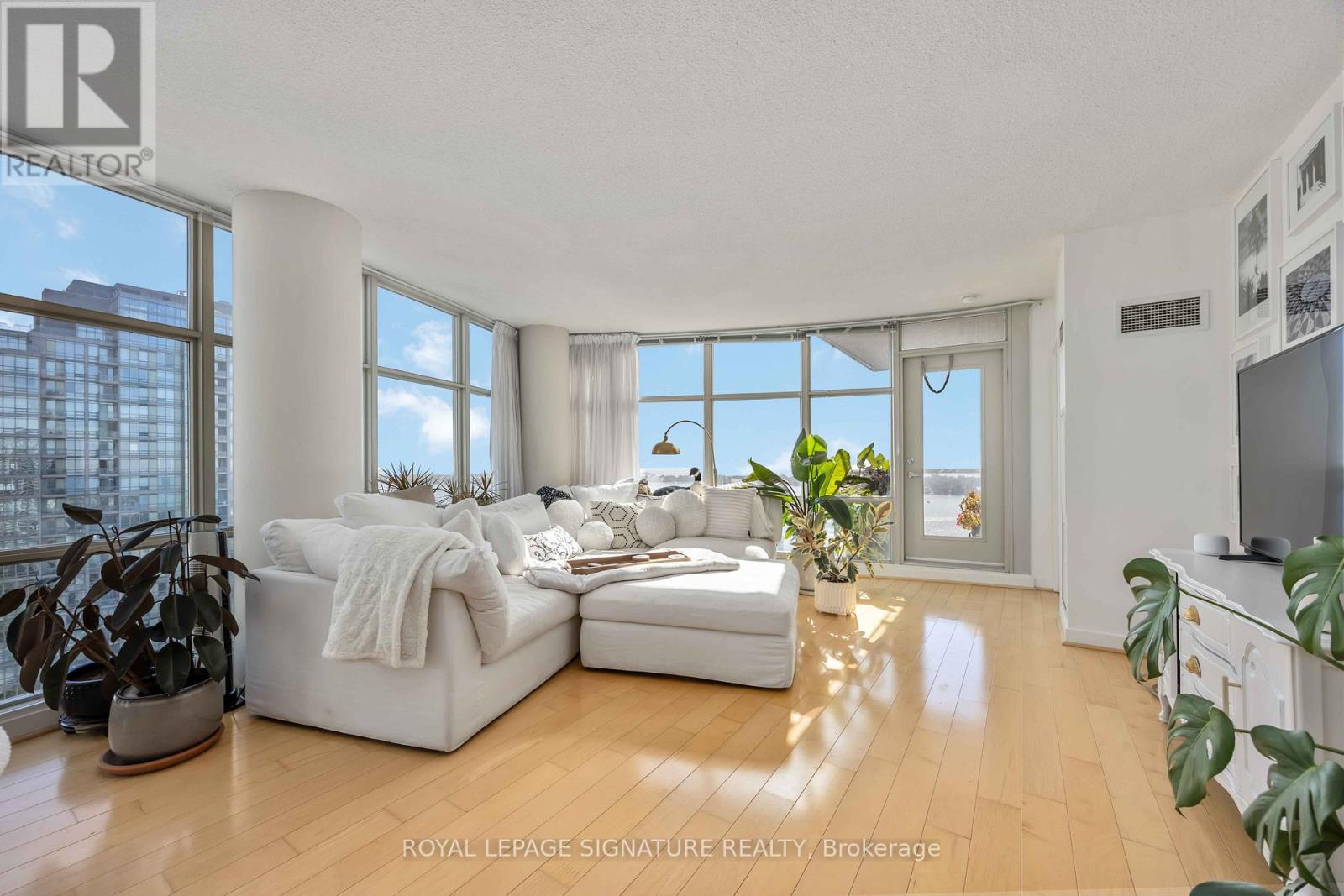 3309 - 35 Mariner Terrace, Toronto, Ontario  M5V 3V9 - Photo 11 - C12453878