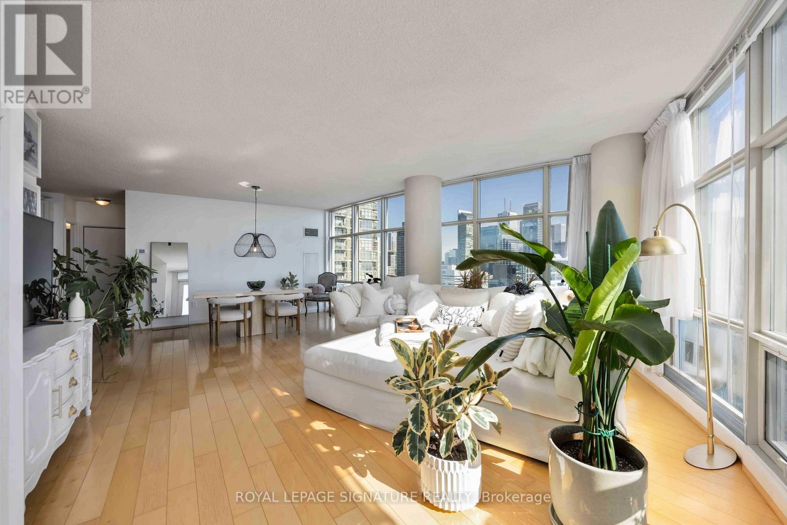 3309 - 35 Mariner Terrace, Toronto, Ontario  M5V 3V9 - Photo 12 - C12453878